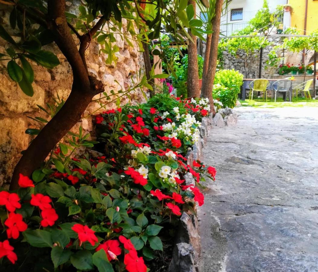 La Volta Del Garda Appartement Torbole Sul Garda Buitenkant foto